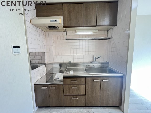 キッチン　収納豊富