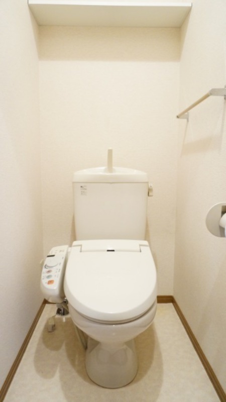 トイレ　図面と現状に相違がある場合には現状を優先