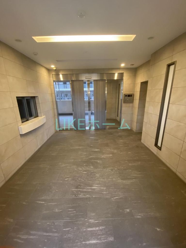 エントランス　エントランス