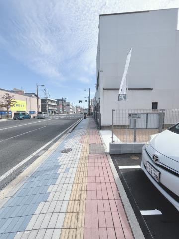 その他　前面道路（その他）まで10m