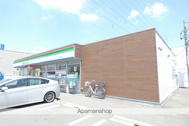 コンビニ　ファミリーマート一宮浅井店（コンビニ）まで501m