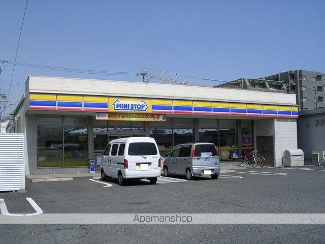 コンビニ　ミニストップ静岡中田店（コンビニ）まで565m