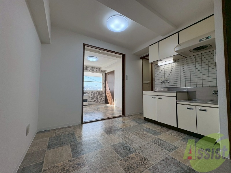 居室・リビング　広くてキレイなお部屋が広がっていて、充実した生活が送れそう。