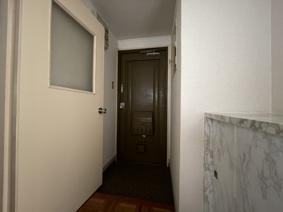 玄関　※別部屋の写真です