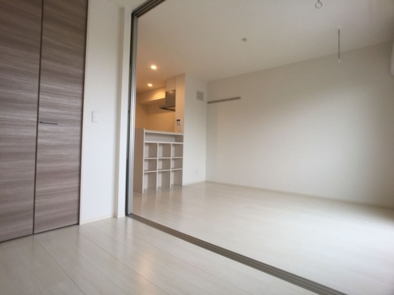 居室・リビング　図面と現状に相違がある場合には現状を優先