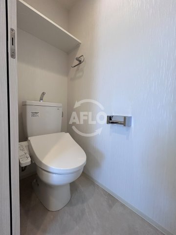 トイレ　プレジオ帝塚山　温水洗浄便座