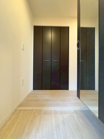 玄関　オイコス西天満