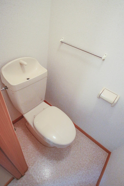 トイレ　同じ建物の別の部屋