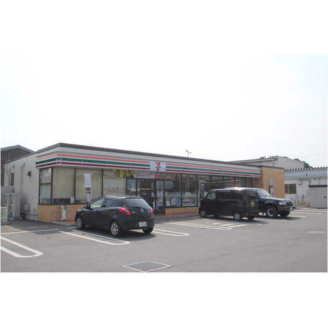 コンビニ　セブンイレブン土浦西並木町店（コンビニ）まで527m