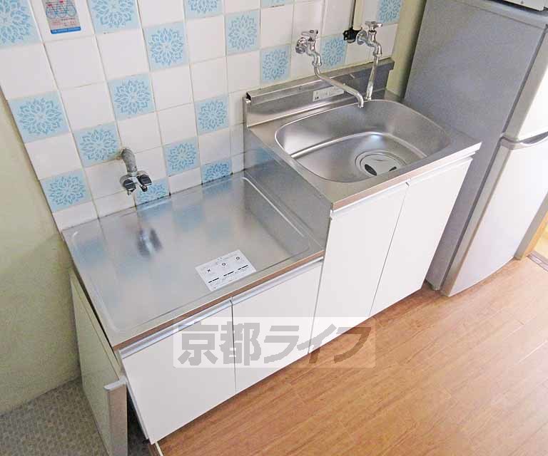 キッチン　二口コンロ設置可能