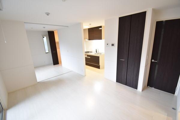 居室・リビング　※同型モデル写真※