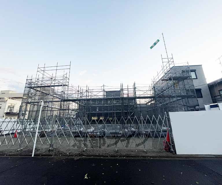 その他　・建築中