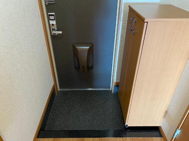 玄関　玄関
