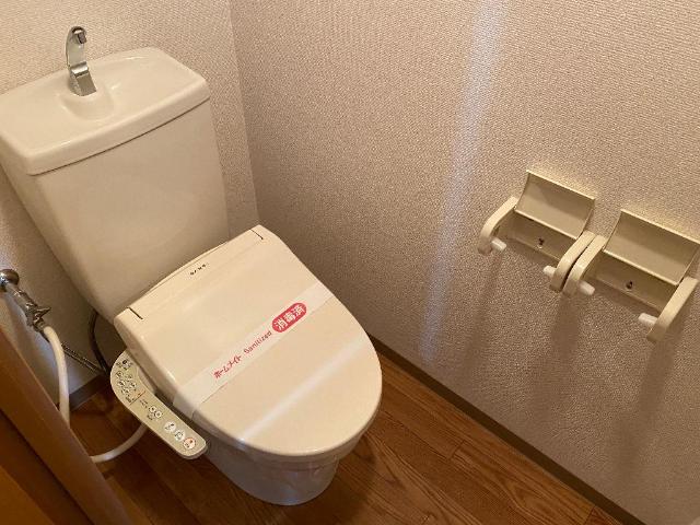 トイレ　シャワー付トイレ