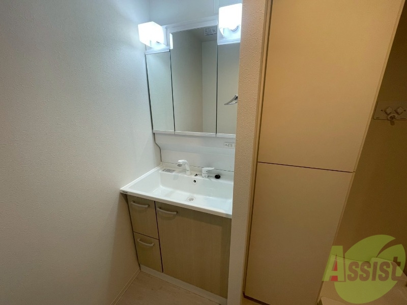 洗面設備　シャンプードレッサーで身支度もラクラクです！