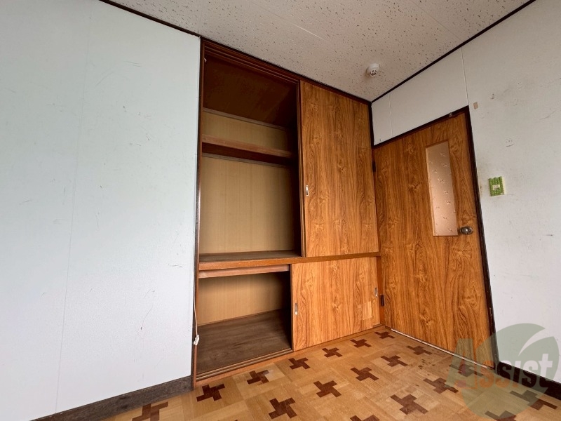 収納　こちらは収納です。物をしまう事ができますね！