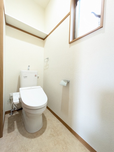 トイレ　トイレ２箇所有り