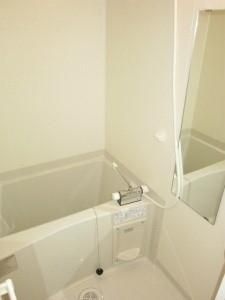 バス・シャワールーム　浴室乾燥機完備