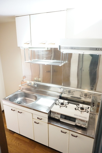 キッチン　収納豊富なキッチンです