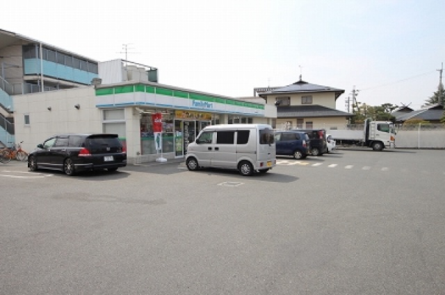 コンビニ　ファミリーマート橿原四条店（コンビニ）まで35m