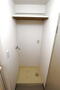 その他設備　洗濯機置き場の上に棚があります☆