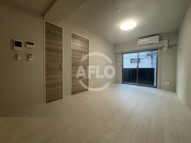 居室・リビング　玉造Base　リビング