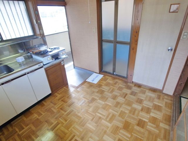 居室・リビング　室内