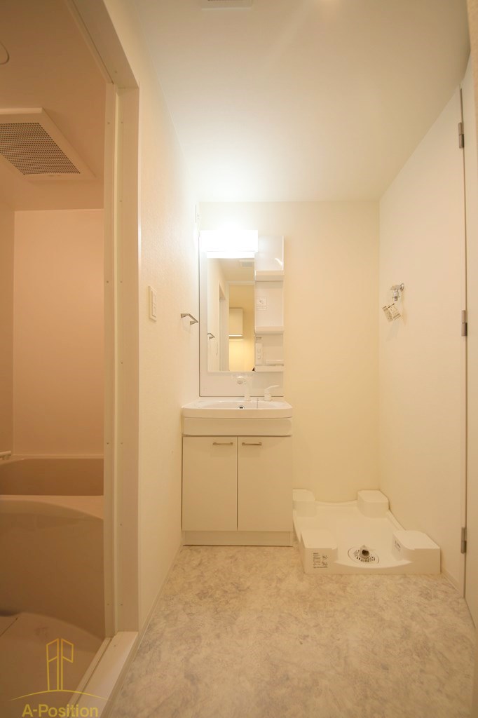 洗面設備　ファーストフィオーレ九条III