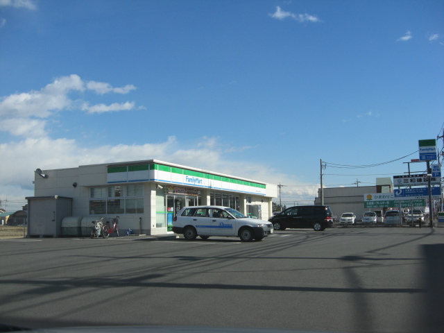 コンビニ　ファミリーマート 宇都宮済生会病院前店（コンビニ）まで900m