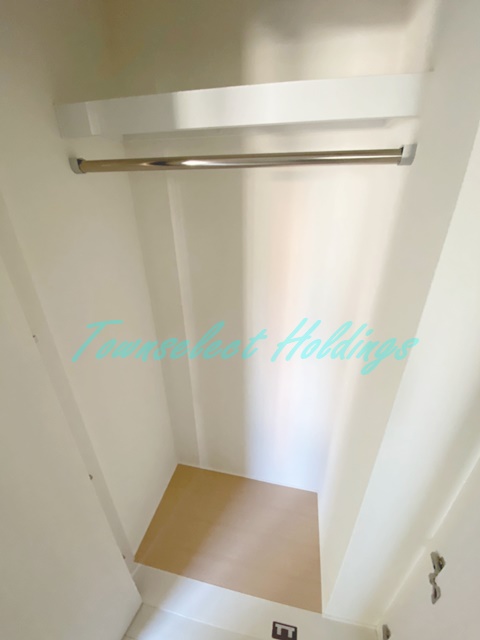 収納　ハンガーポール付きで使いやすいクローゼット