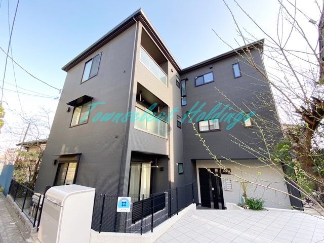 建物外観　2017年築・設備充実の大手施工