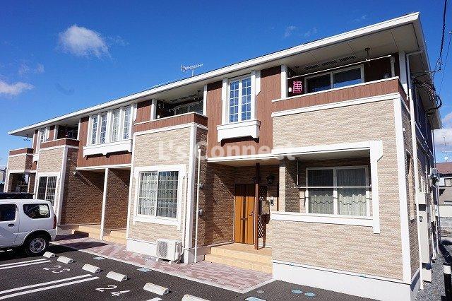 建物外観　２０１５年築のアパートです。