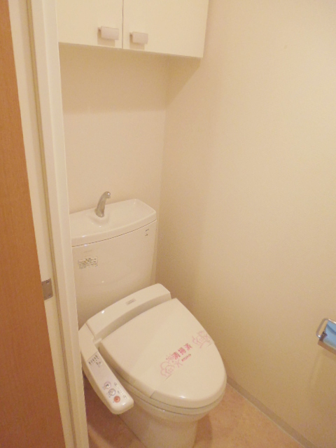 トイレ　洗浄便座で清潔＆快適！