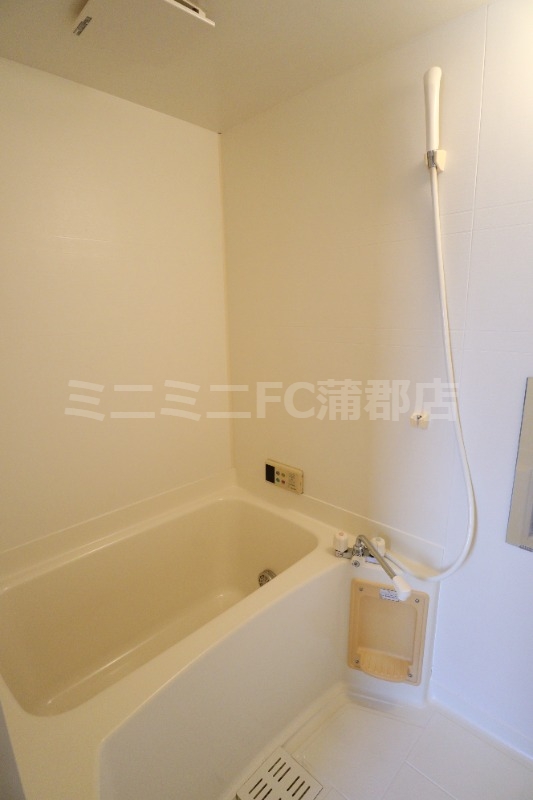 バス・シャワールーム　同タイプ