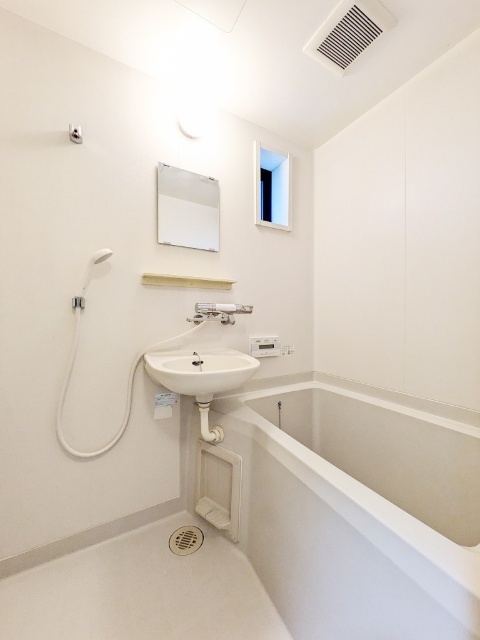 バス・シャワールーム　追い焚き付き