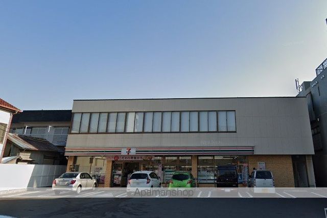 コンビニ　セブンイレブン（コンビニ）まで78m