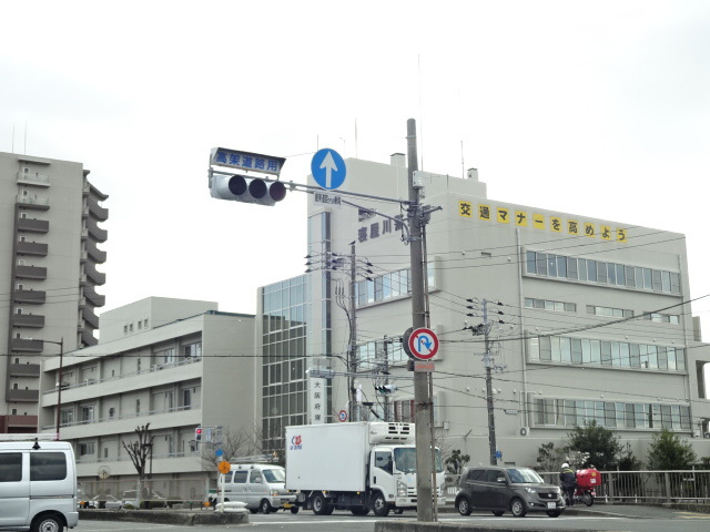 警察署・交番　寝屋川警察署（警察署・交番）まで500m