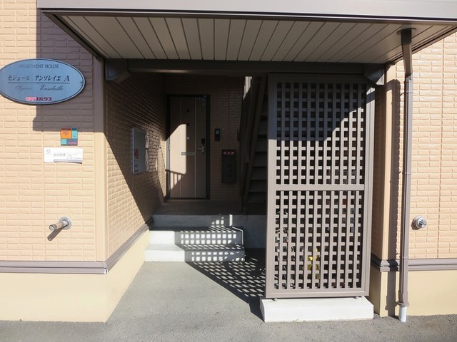 エントランス　エントランス