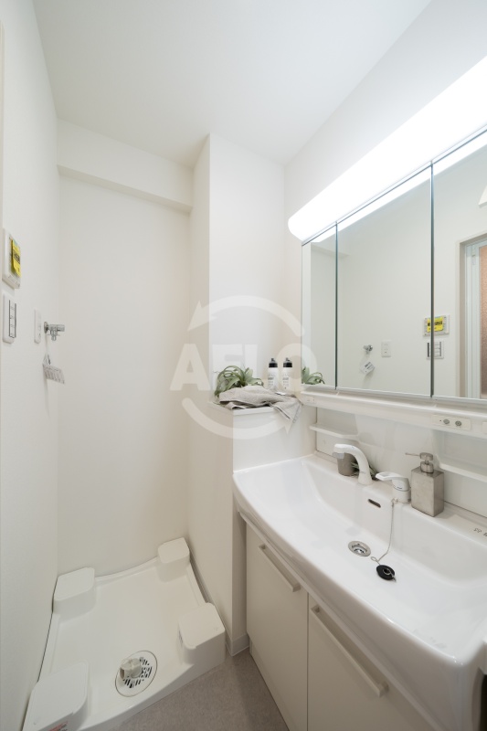 洗面設備　NU長居公園　独立洗面台