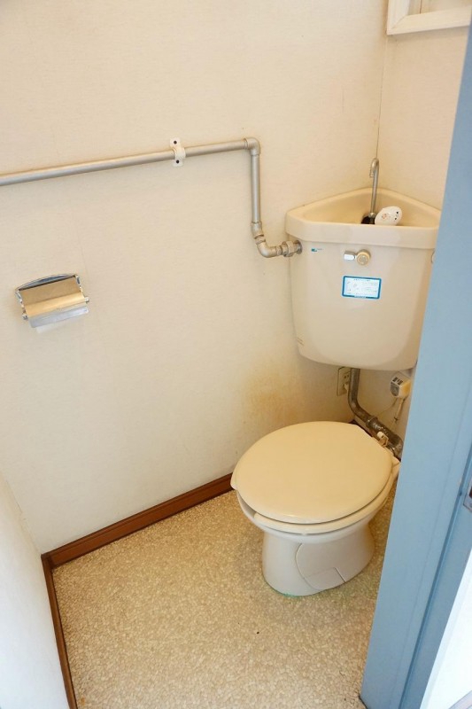 トイレ　トイレ