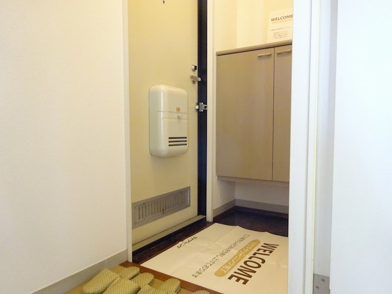玄関　※同物件他部屋写真です※