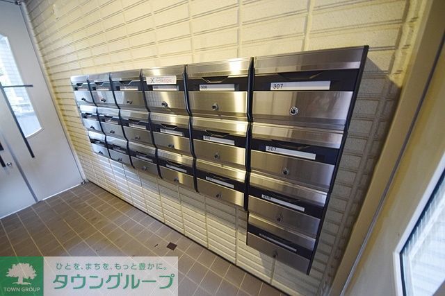 ロビー　メールBOX