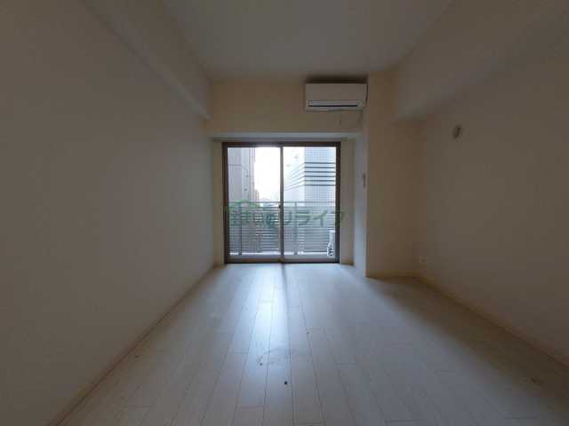 居室・リビング　コスモグレイス新宿