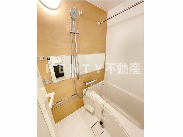 バス・シャワールーム　ゆったり過ごせるお風呂です