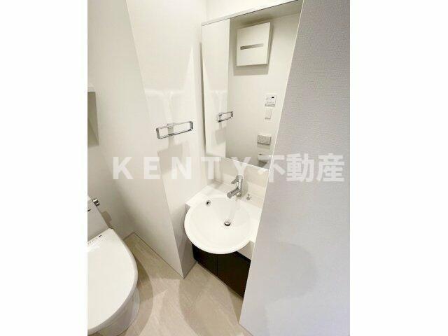 洗面設備　スペースが確保できる洗面所です