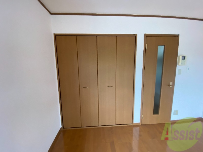 収納　収納がありました。お洋服や荷物はここへ。