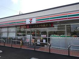 コンビニ　セブンイレブン岡山青江6丁目店（コンビニ）まで318m