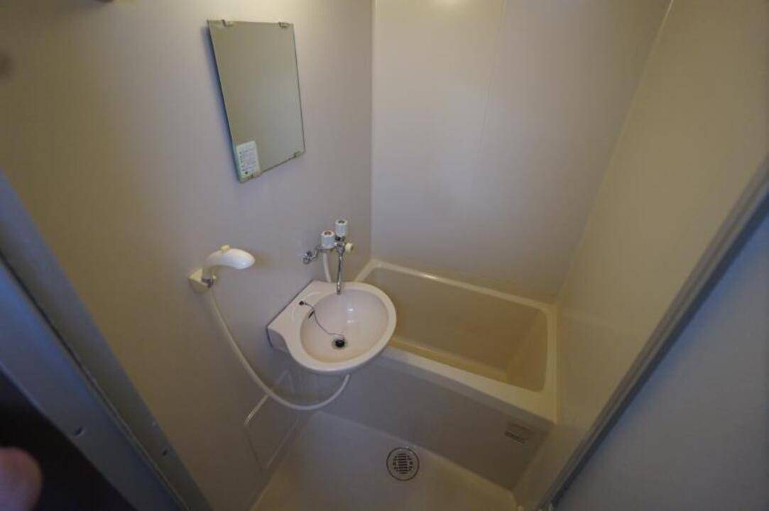 バス・シャワールーム　浴室