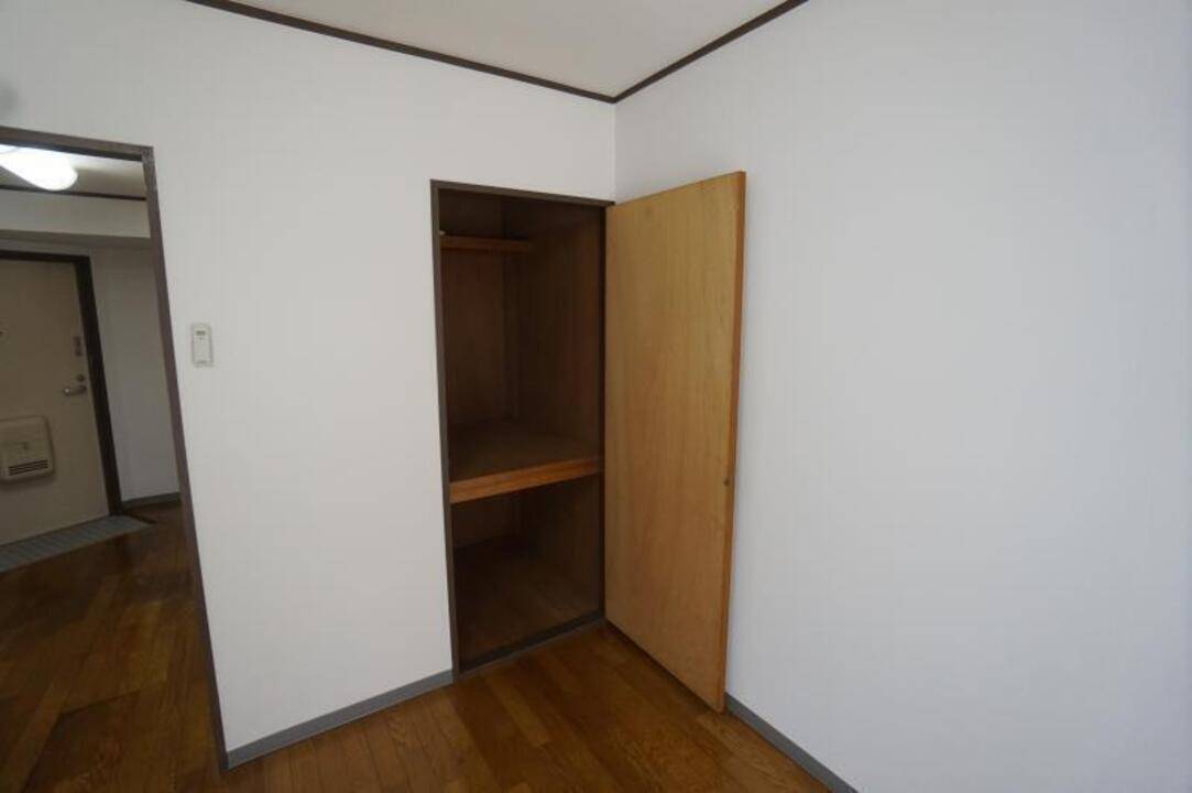 収納　クローゼット