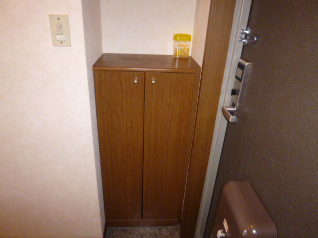 玄関　シューズボックス